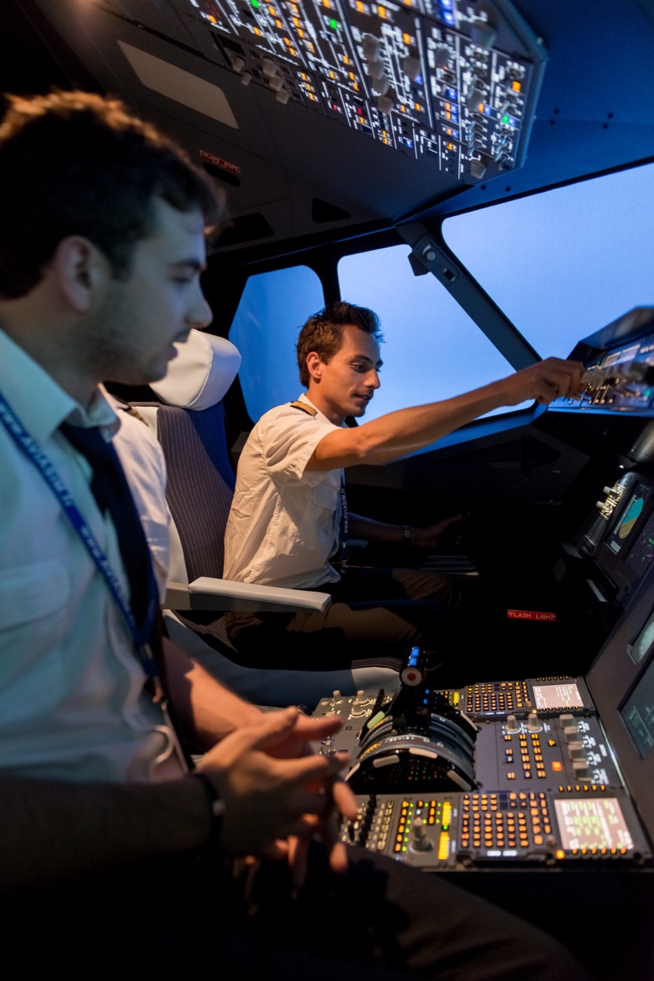 Préparez le simu de recrutement Air France chez AVIASIM. Révision SOPS et Mania
